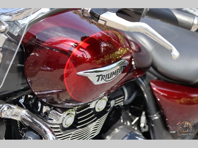 triumph - thunderbird-commander