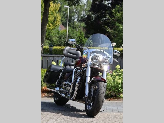 triumph - thunderbird-commander