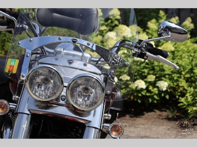 triumph - thunderbird-commander