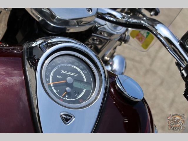 triumph - thunderbird-commander