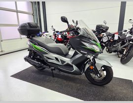 Kawasaki J 300 Special Edition 2017