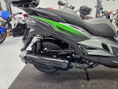Kawasaki J 300 Special Edition 2017 occasion – foto 10 van 22