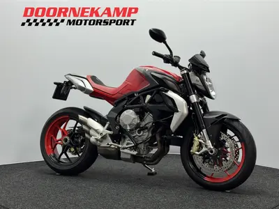 MV AGUSTA BRUTALE 675 – foto 2
