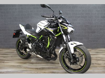 KAWASAKI Z650 ABS – foto 3