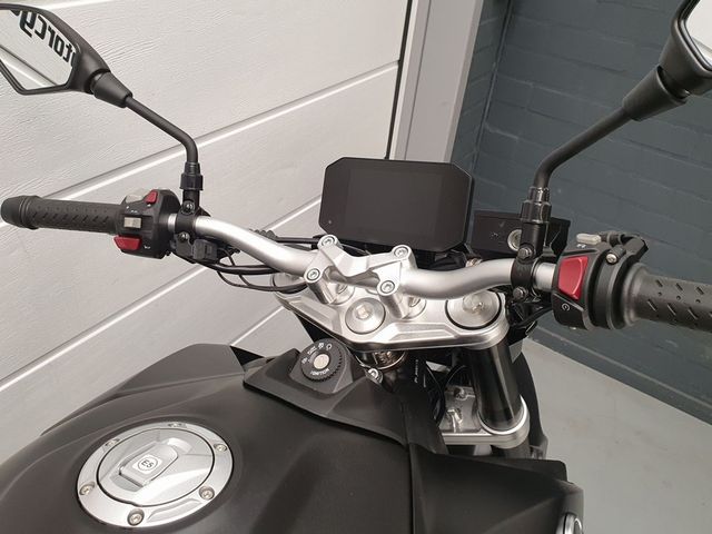 voge - r-625