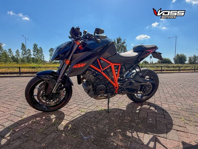 ktm - 1290-super-duke-r