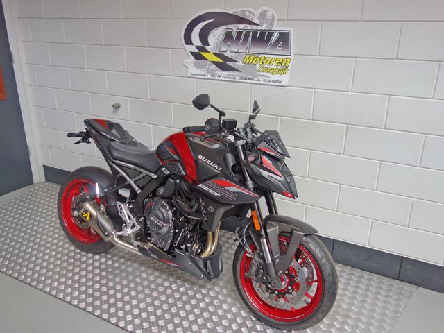 suzuki - gsx-8s