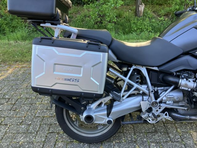 bmw - r-1200-gs