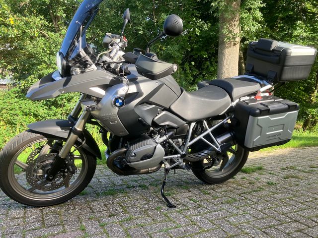 bmw - r-1200-gs