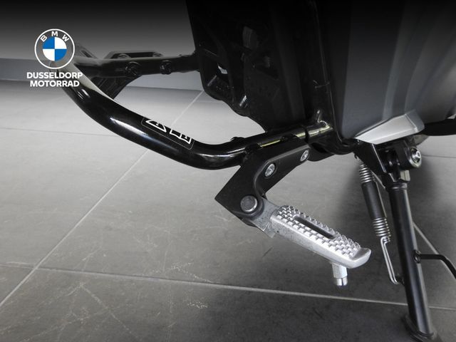 bmw - ce-02