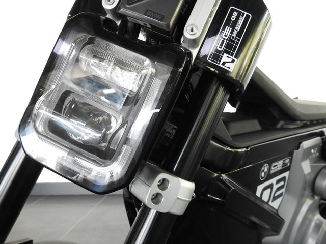 bmw - ce-02