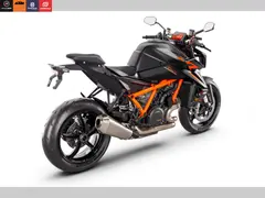 KTM 1390 Super Duke R 2024 nieuw – foto 4 van 6