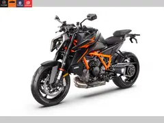 KTM 1390 Super Duke R 2024 nieuw – foto 6 van 6
