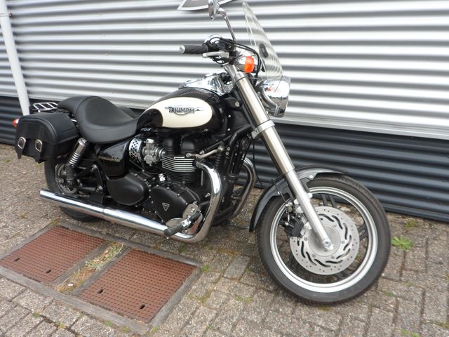 triumph - speedmaster