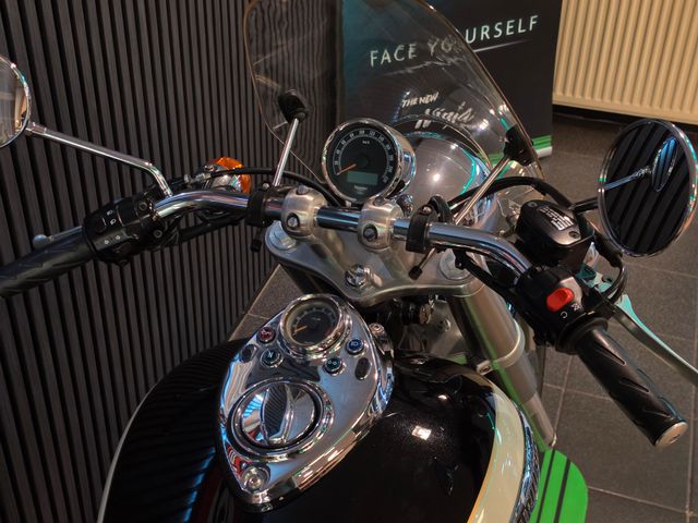 triumph - speedmaster
