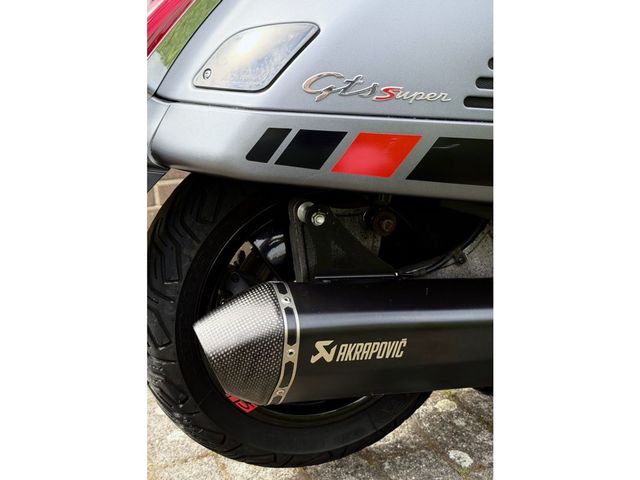 vespa - gts-300