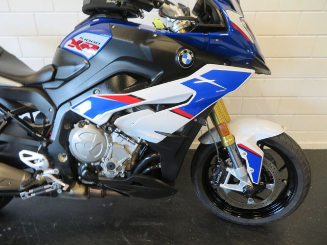 bmw - s-1000-xr-2023