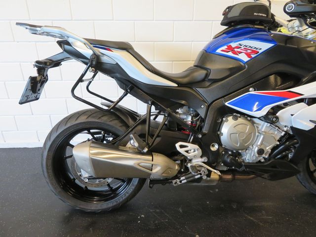 bmw - s-1000-xr-2023
