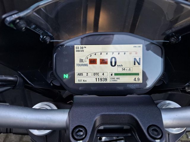 ducati - monster-821-stealth