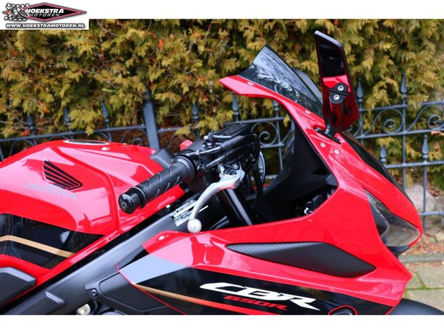 honda - cbr-650-r