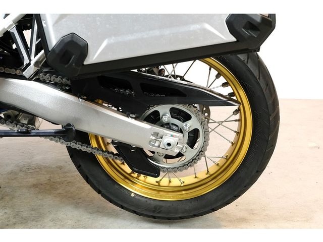 honda - crf-1000-l-africa-twin-adventure-sports