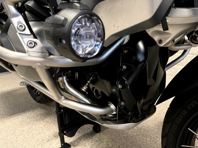 bmw - r-1250-gs-triple-black