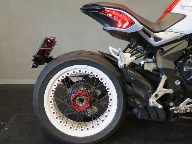 mv-agusta - brutale-800-dragster-rr