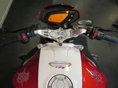 MV Agusta Brutale 800 Dragster RR Carbon 2015 occasion – foto 12 van 15