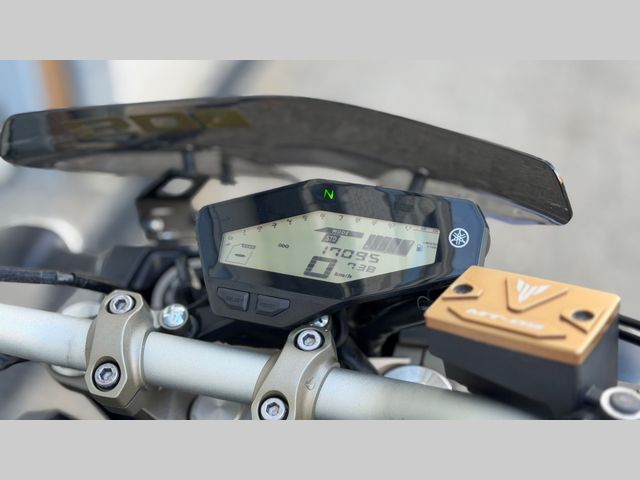 yamaha - mt-09