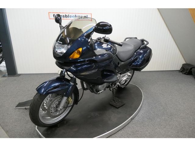 honda - nt-650-v-deauville