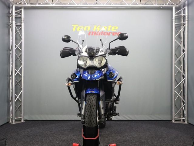 triumph - tiger-800-xrx