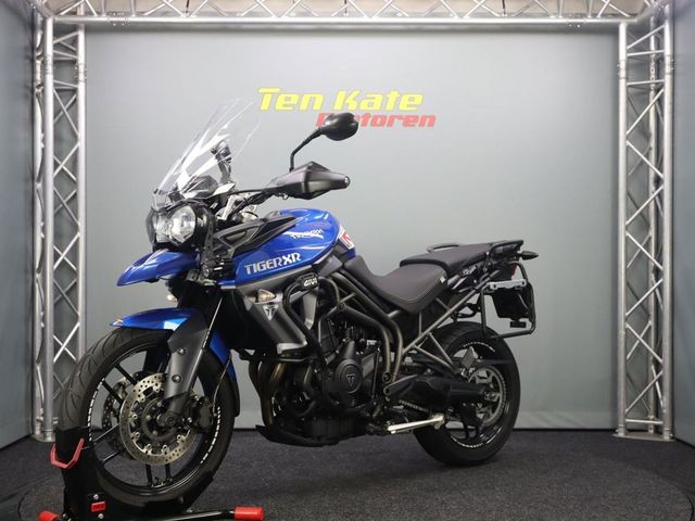 triumph - tiger-800-xrx
