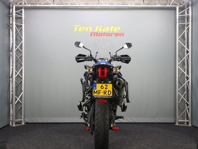 triumph - tiger-800-xrx