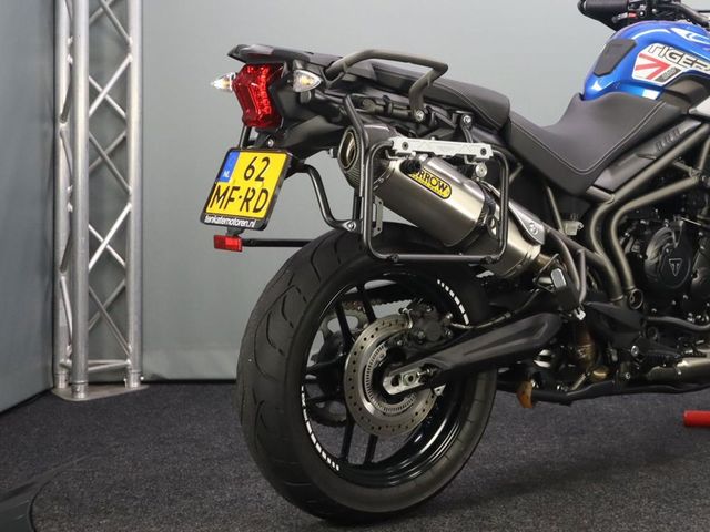 triumph - tiger-800-xrx