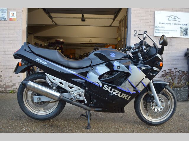 suzuki - gsx-750-f