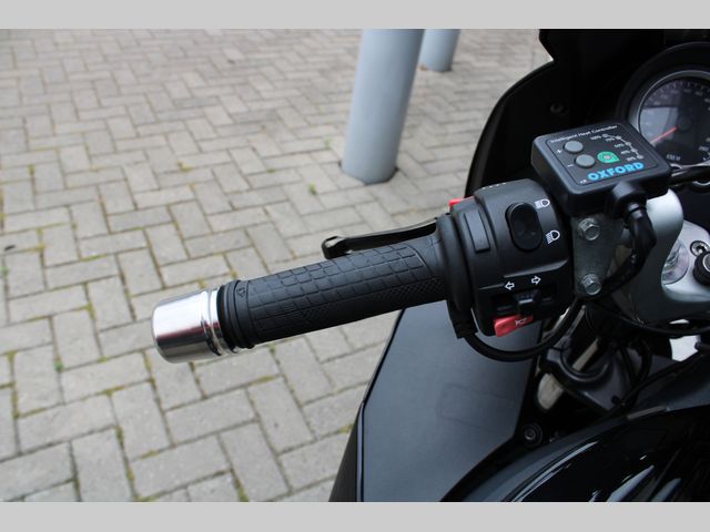 triumph - sprint-st-1050-abs