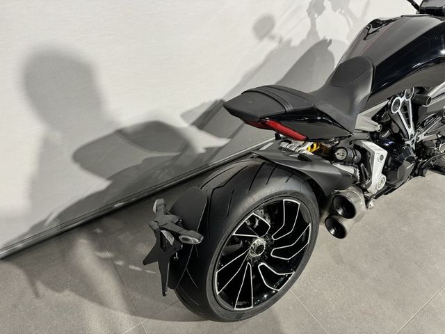 ducati - xdiavel-s