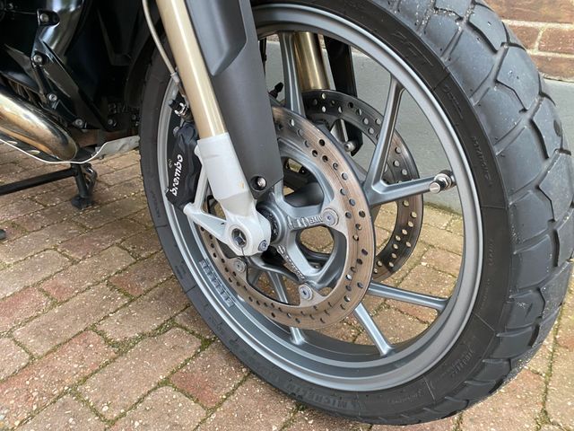bmw - r-1200-gs