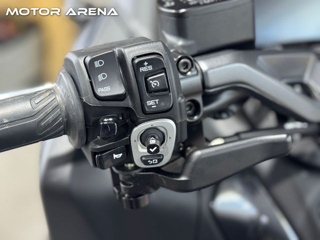 yamaha - tmax-tech-max-560