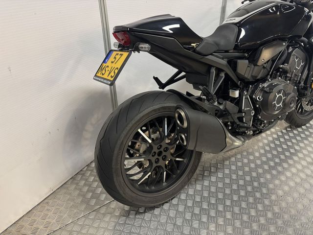 honda - cb-1000-r-black-edition