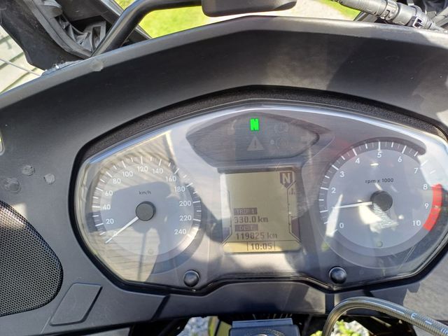 bmw - r-1200-rt