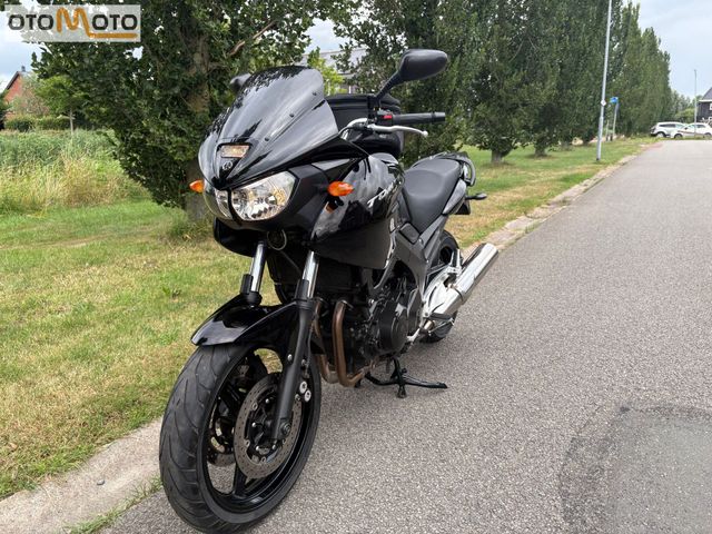 yamaha - tdm-900