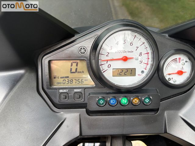 yamaha - tdm-900