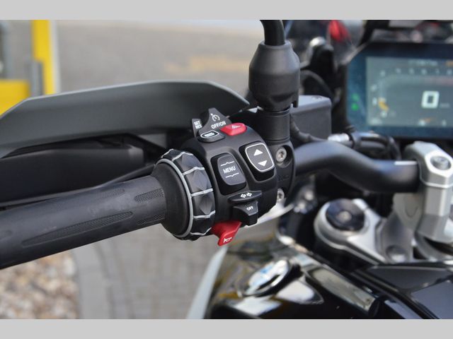 bmw - r-1300-gs
