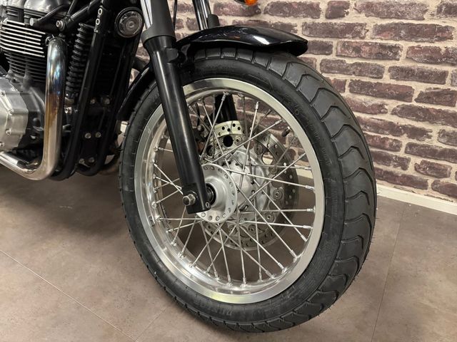 triumph - thruxton