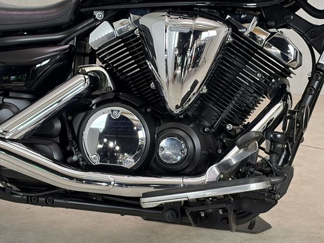 yamaha - xvs-950-a-midnight-star