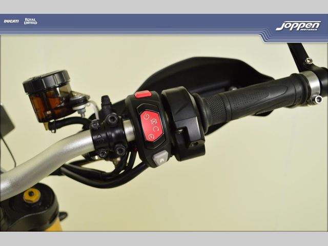 triumph - scrambler-1200-xe