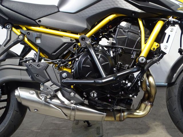 kawasaki - z650-s