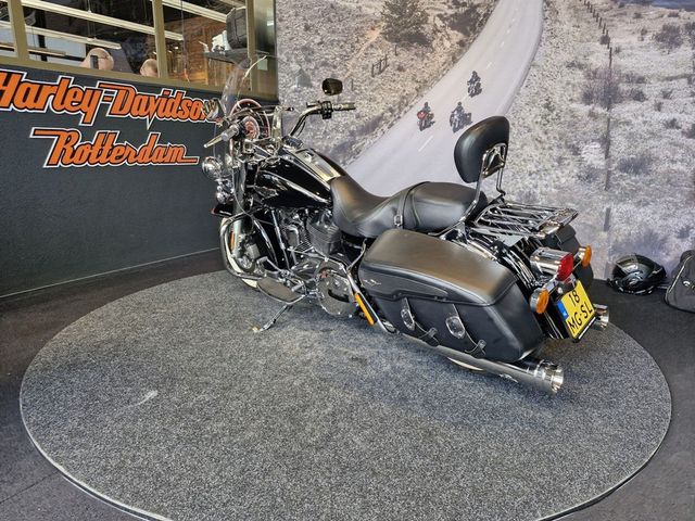 harley-davidson - road-king-classic-flhrc