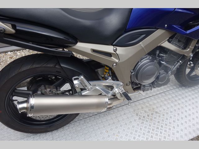 yamaha - tdm-900